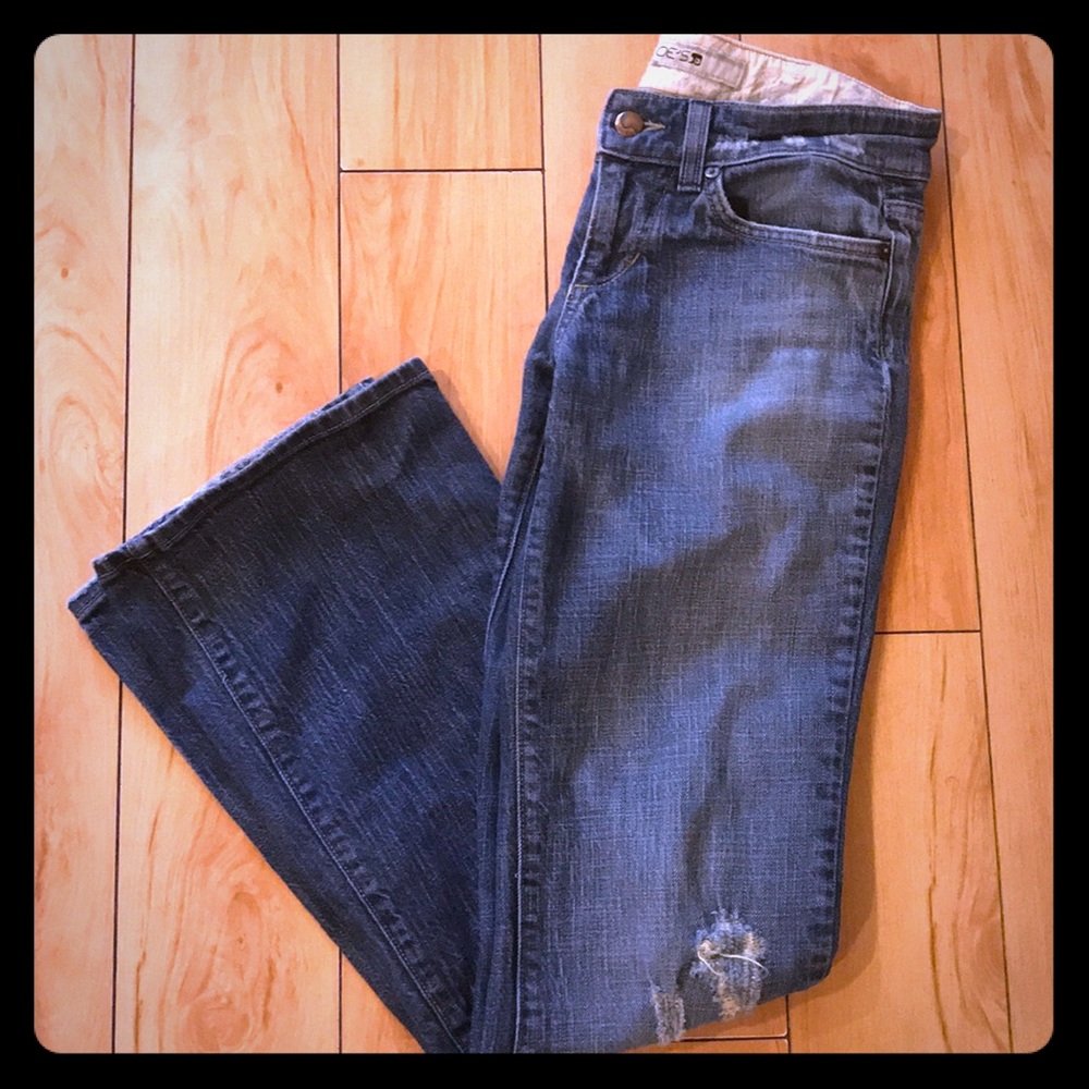 Joe’s Jeans distressed boot cut. Size 27.